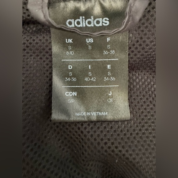 Adidas Lightweight Black Jacket (Adult Small) - Picture 4 of 6